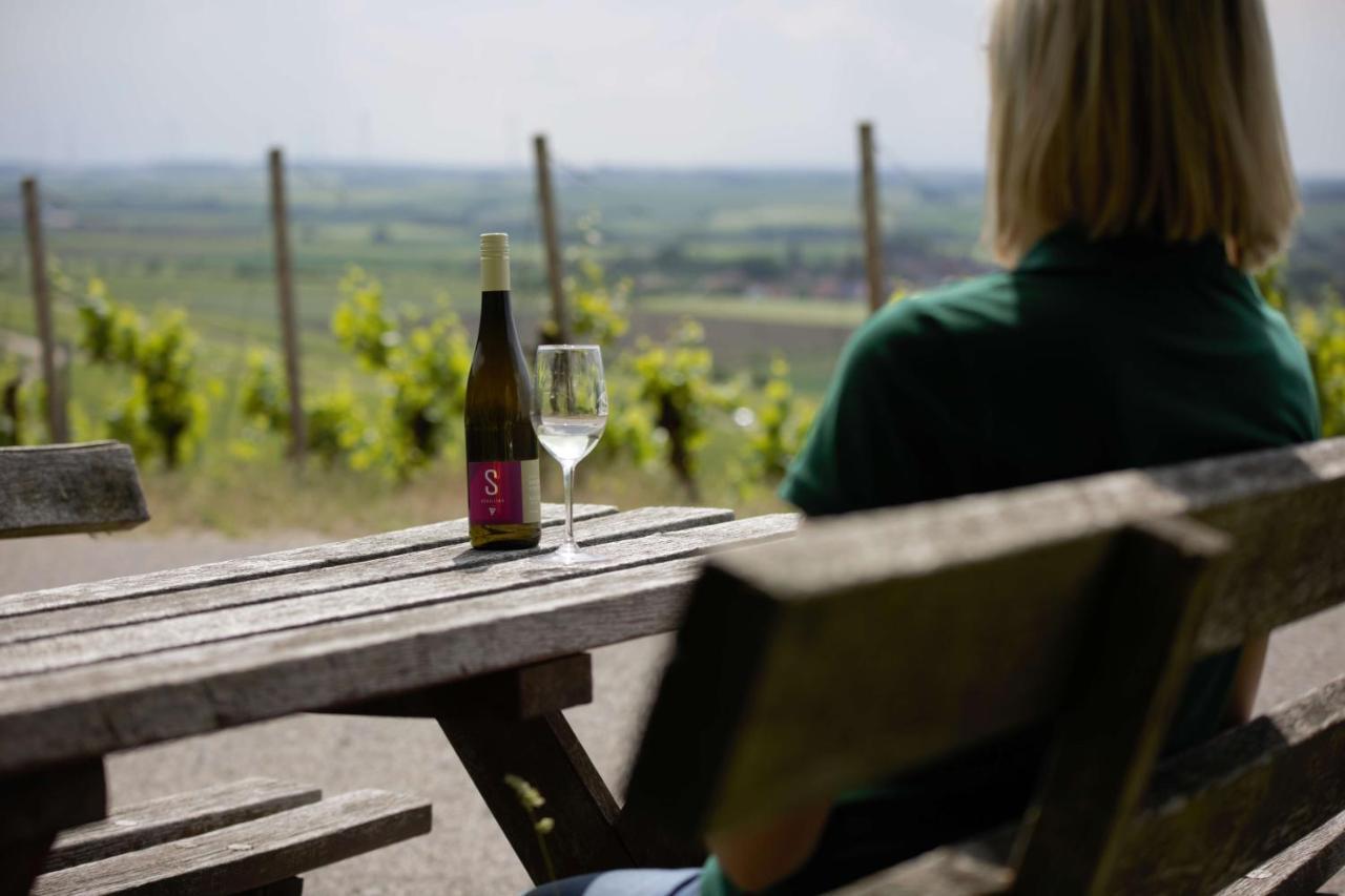 Готель Weingut Schilling Seinsheim Екстер'єр фото